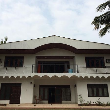 The Pallet House Dehiwala-Mount Lavinia Exterior foto